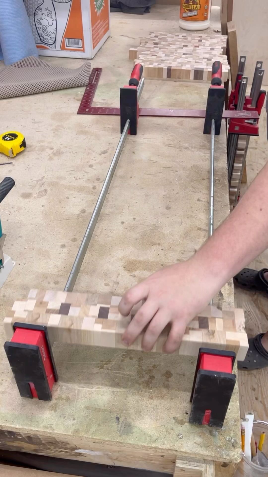 jdwoodworkinganddesignsinstagram on Pinno End grain chaos cutting