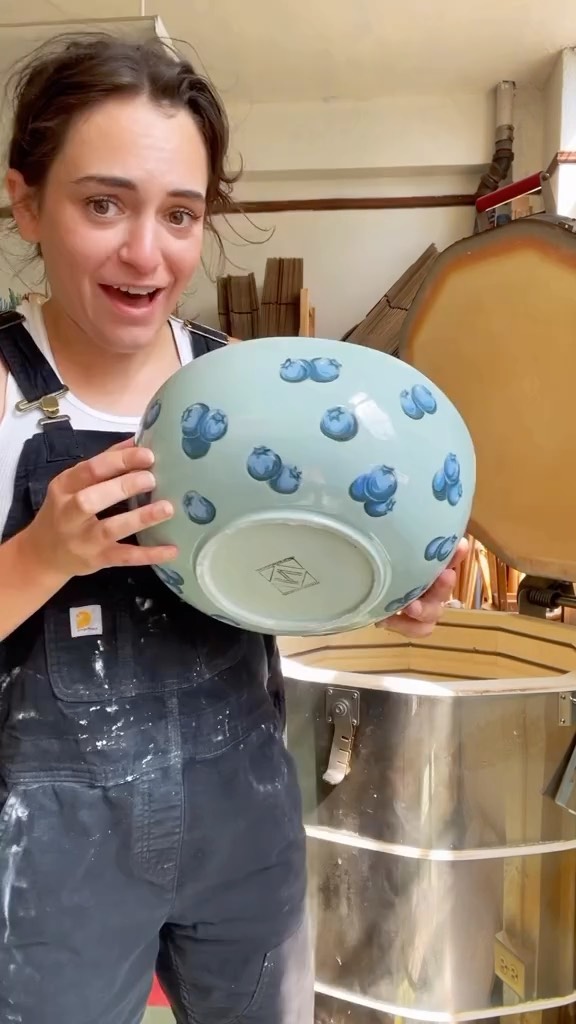 ceramic.lovers_instagram on Pinno 💙🩵💚🤩👌 These beautiful ceramic bowls