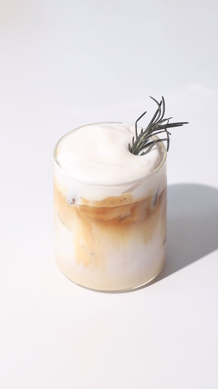 ichomecafeinstagram on Pinno Latte with Hazelnut Foam 📝 Recipe 🥛 Ha...