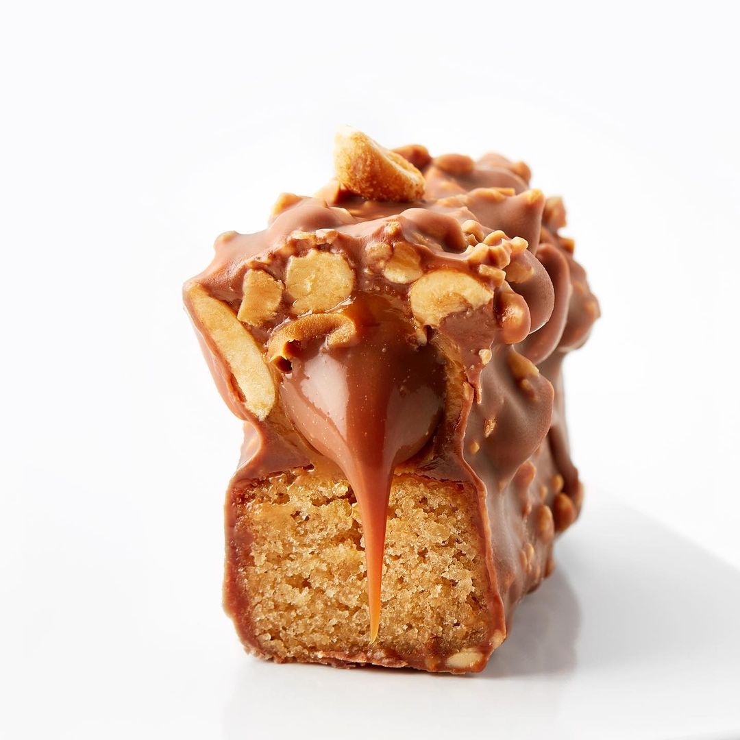 Antonio Bachour Instagram On Pinno Peanut Financier Jivara Milk Chocolate