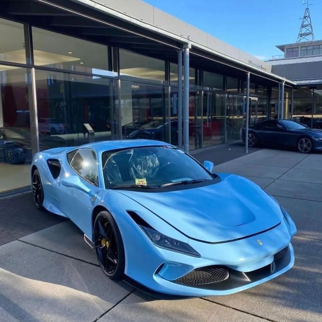 ferrari.crew_@instagram on Pinno: Ferrari F8 Tributo 💙 📸 ...