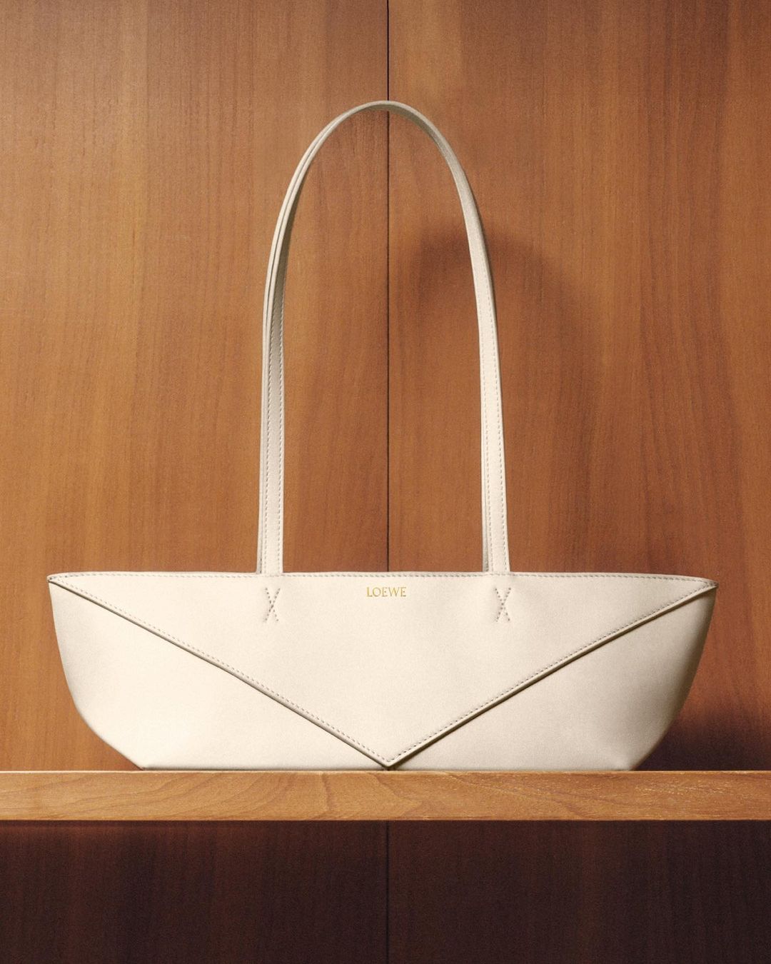 THE PUZZLE FOLD TOTE, THE NEW ADDITION TO LOEWE'S PUZZLE FAMILY