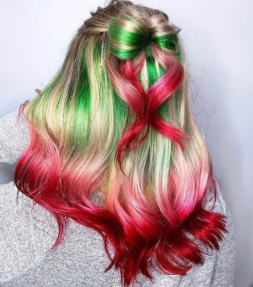 schwarzkopfpro@instagram on Pinno: Waking up with all the FESTIVE FEELS 🎅  ...